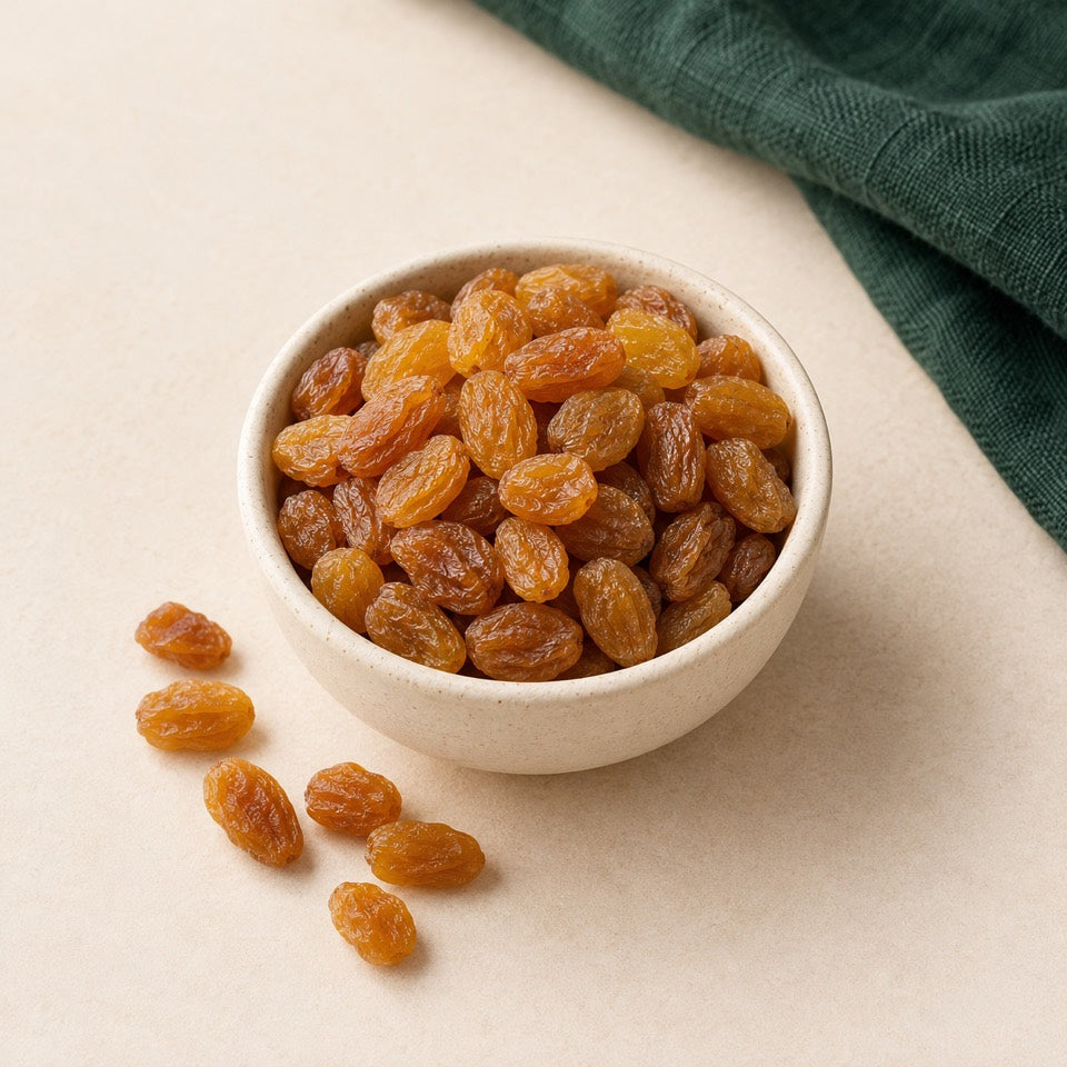 Illustrative mock image of round raisins; not actual stock or grade evidence